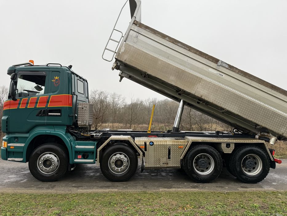 Scania R420. Basculanta 8x4