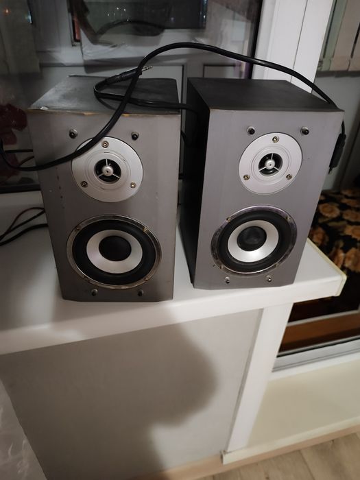 Продаю колонки.     .