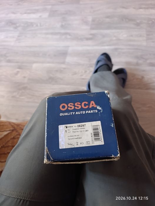 Крышка трамблёра OSSCA на Opel Vectra A