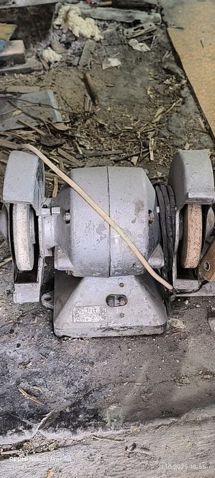 Тиски  СССР и точило