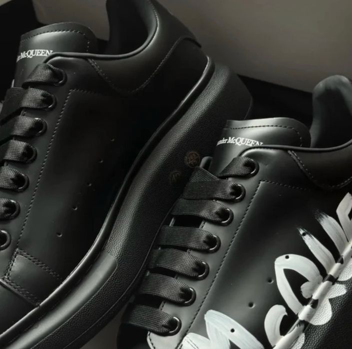 Alexander mcqueen negri