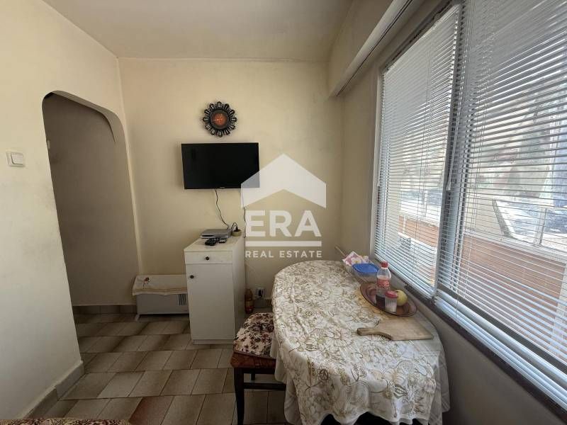 Продава се Двустаен апартамент в Варна, Младост 2 - 61 кв.м за 2107 €/кв.м - Снимка #7