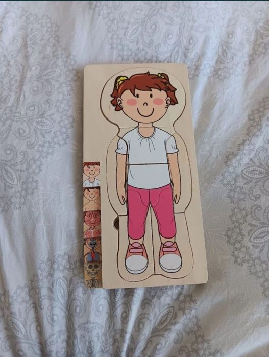 puzzle joc educativ lemn corpul uman fata fetita anatomie  ca nou