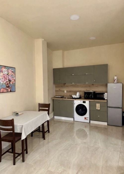 Дава се под наем Едностаен апартамент в София, Банишора - 40 кв.м за 547.23 € - Снимка #2