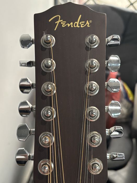 Fender acoustic