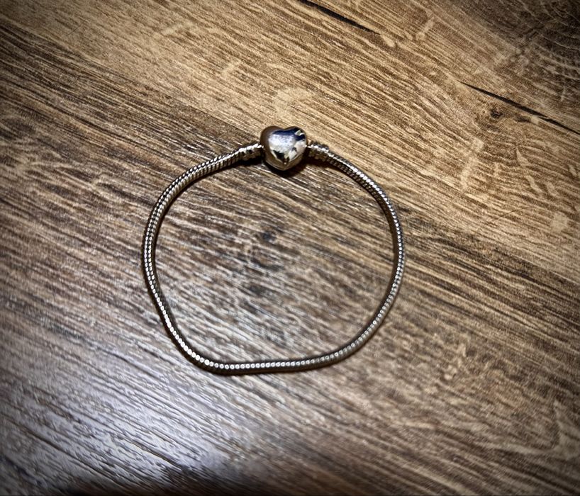 Гривна копие на Пандора Любов