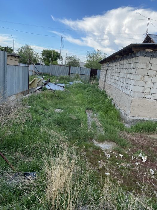 Продам участок , дом