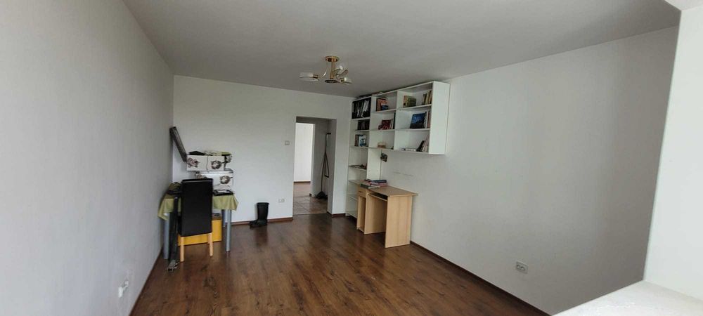 Vanzare Apartament 3 Camere Decomandat, Et. 3, Str. Turda, Medias
