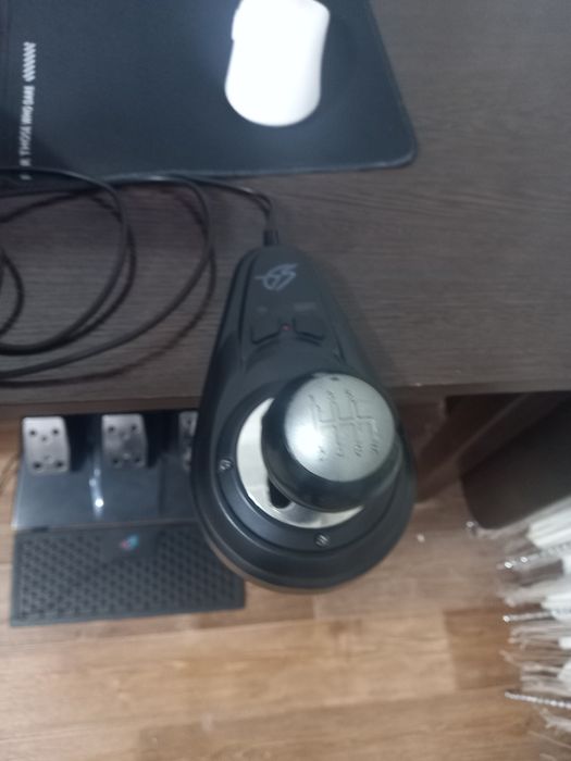 Продам игровой руль