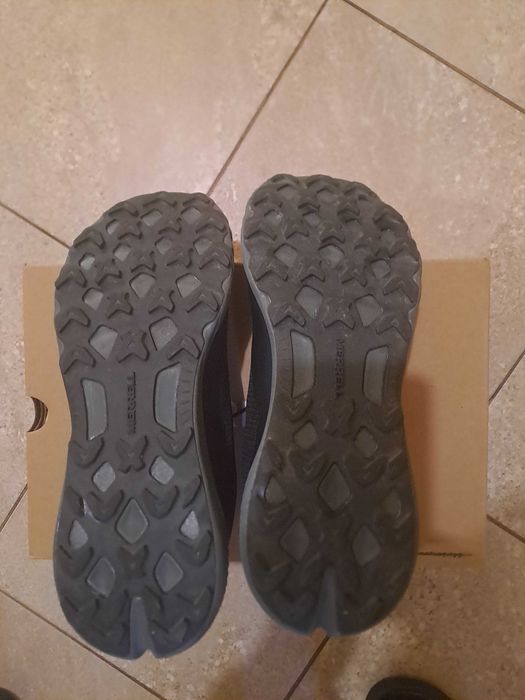 Маратонки merrell