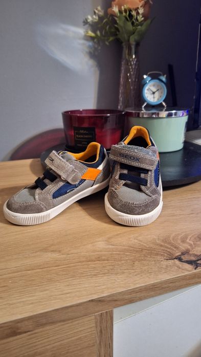 Кожени обувки Geox 21 номер