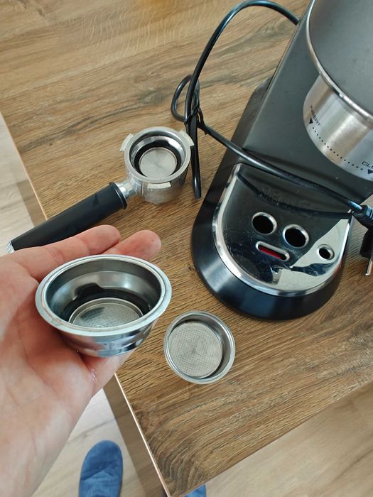 De'Longhi EC685M Dedica Style