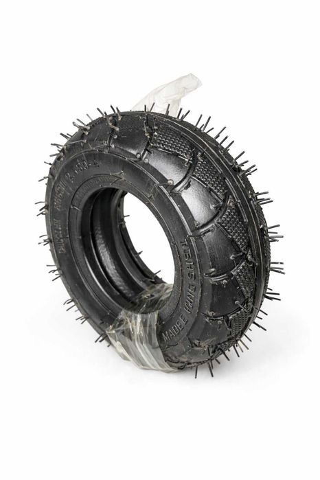 Anvelopa 8.5x2 cu crampoane metalice