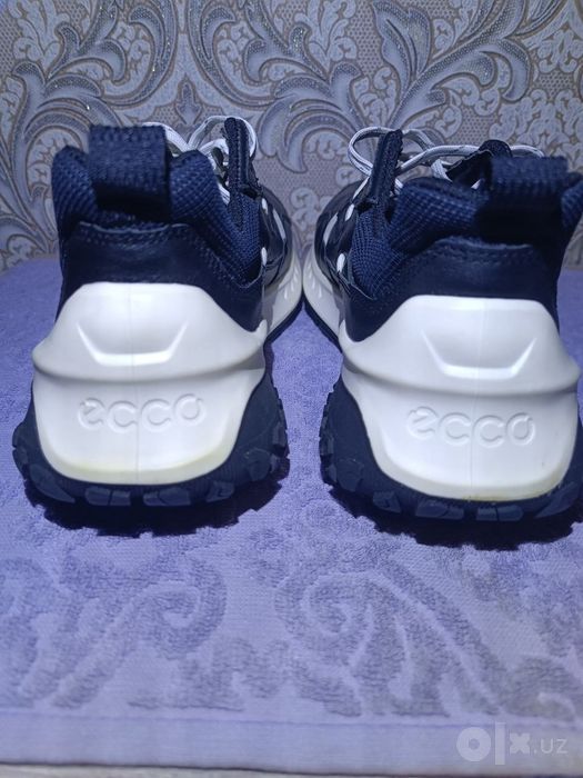 Продаются кроссовки Ecco