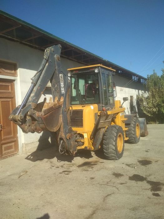 Экскаватор пагрузчик сотилади