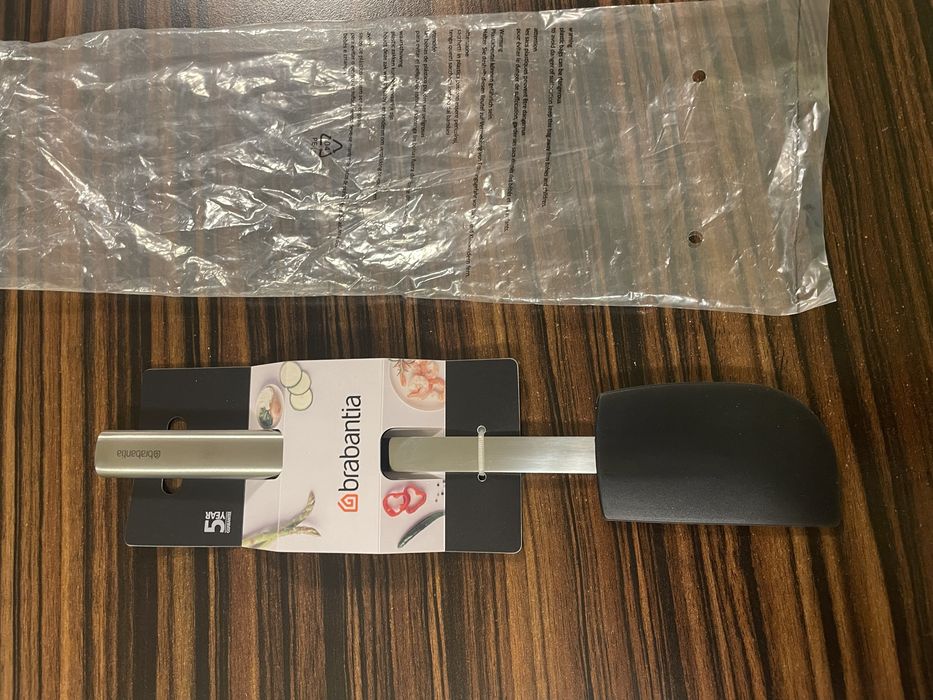 НОВА Силиконова шпатула бъркалка Brabantia Profile