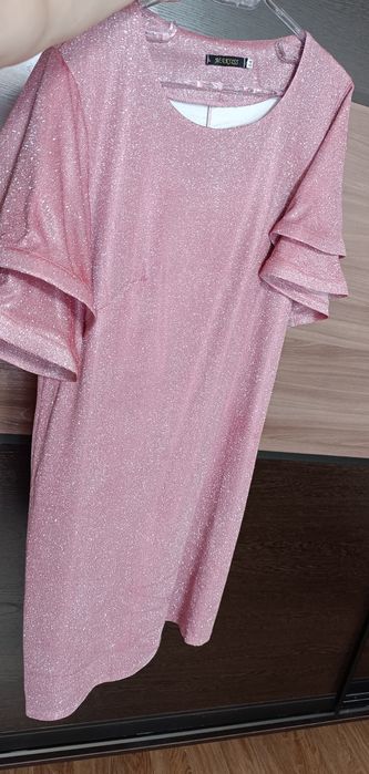 Продам платье. Размер 54