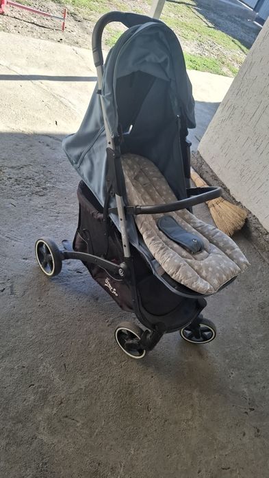 Продам коляску почти новый