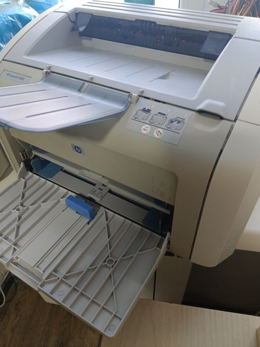 Принтер hp lazer jet 1020