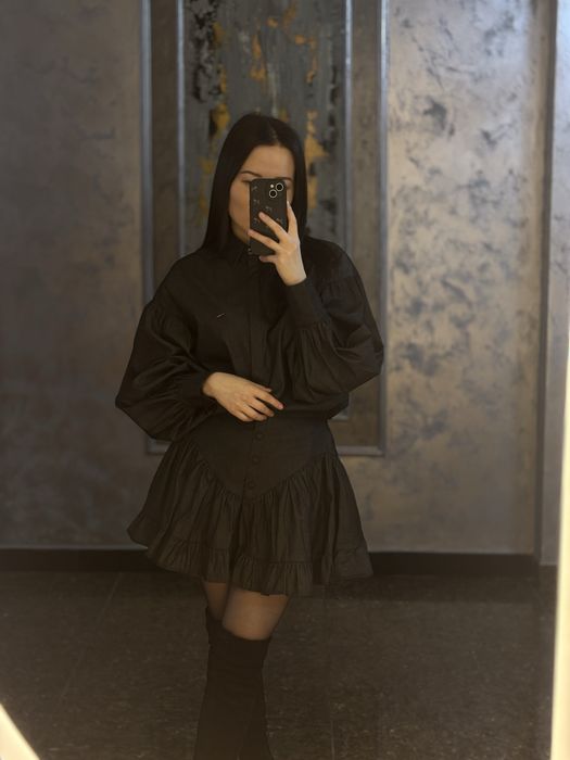 Продам костюм повседневный