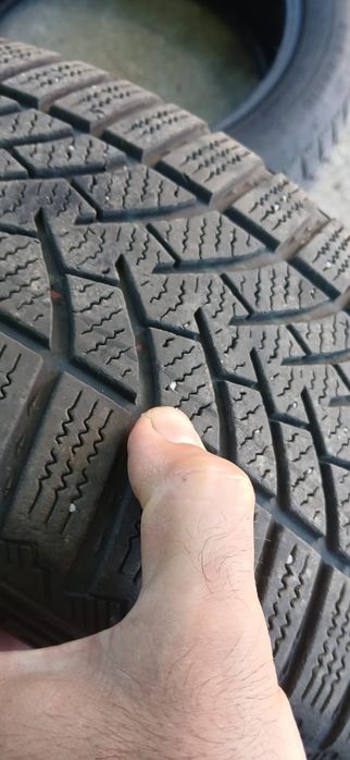 Vând 2 cauciucuri 205/55 R16 m+s dot 2023