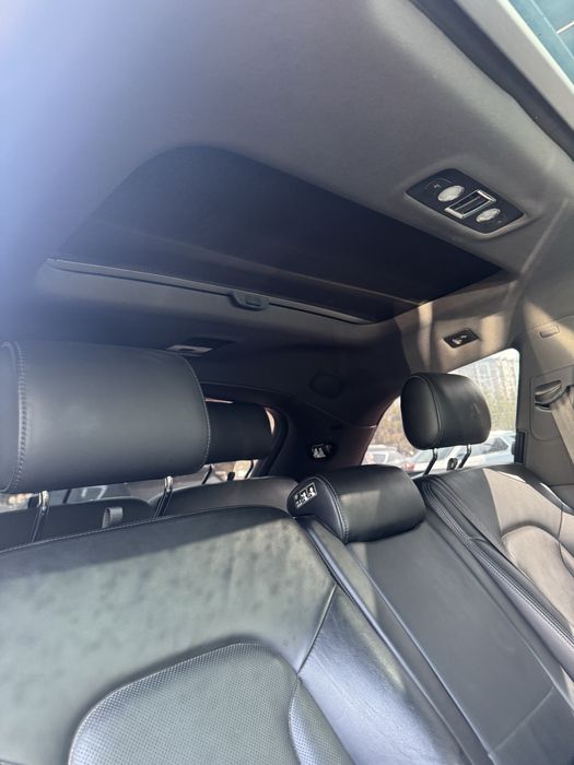 Audi Q7 в идеальном состоянии