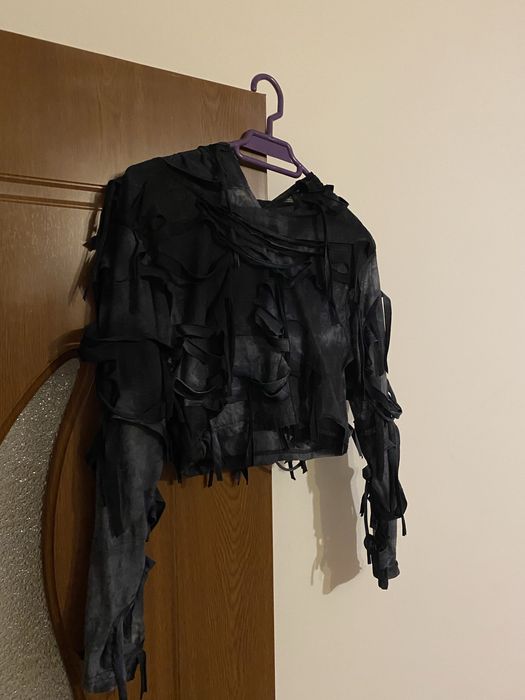 Bluza crop cu maneca lunga