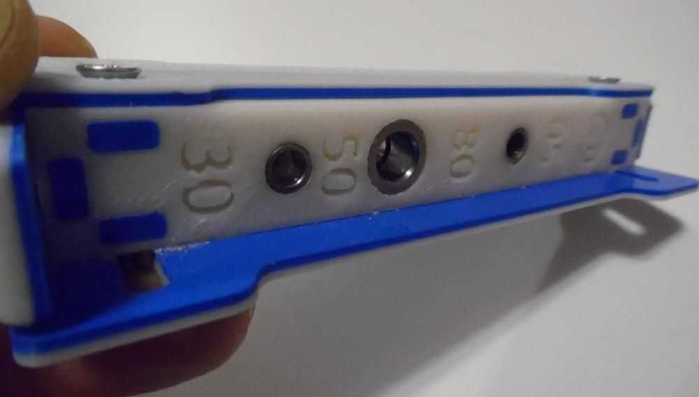 Sablon mobila plastic ericsoane (2x 5mm) si dibluri lemn (1x 8mm)