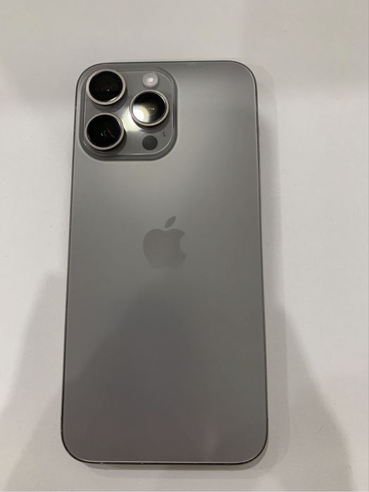 Продам IPhone 15 Pro Max 512gb