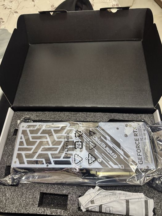 Видео карта RTX 4070ti 12 gb