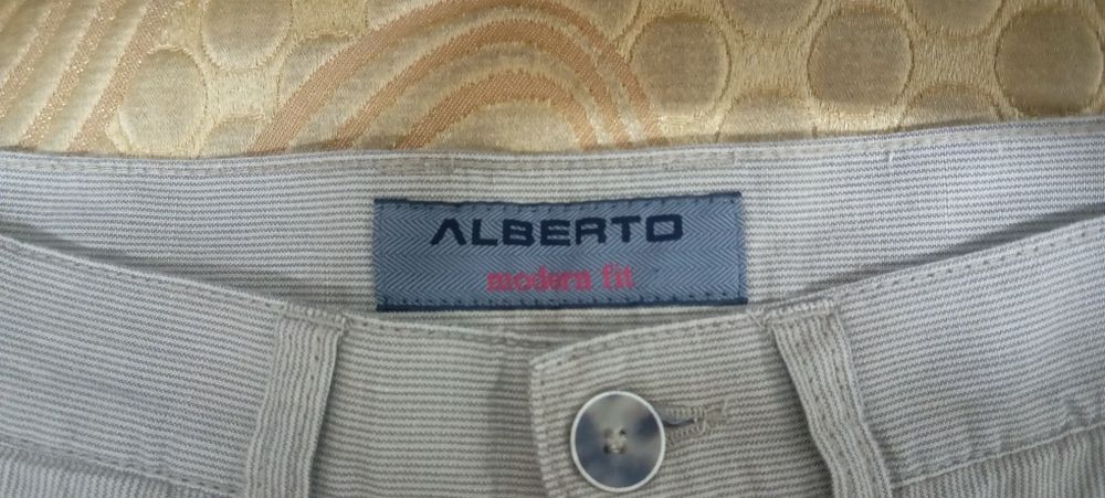 Шорты бренда Alberto