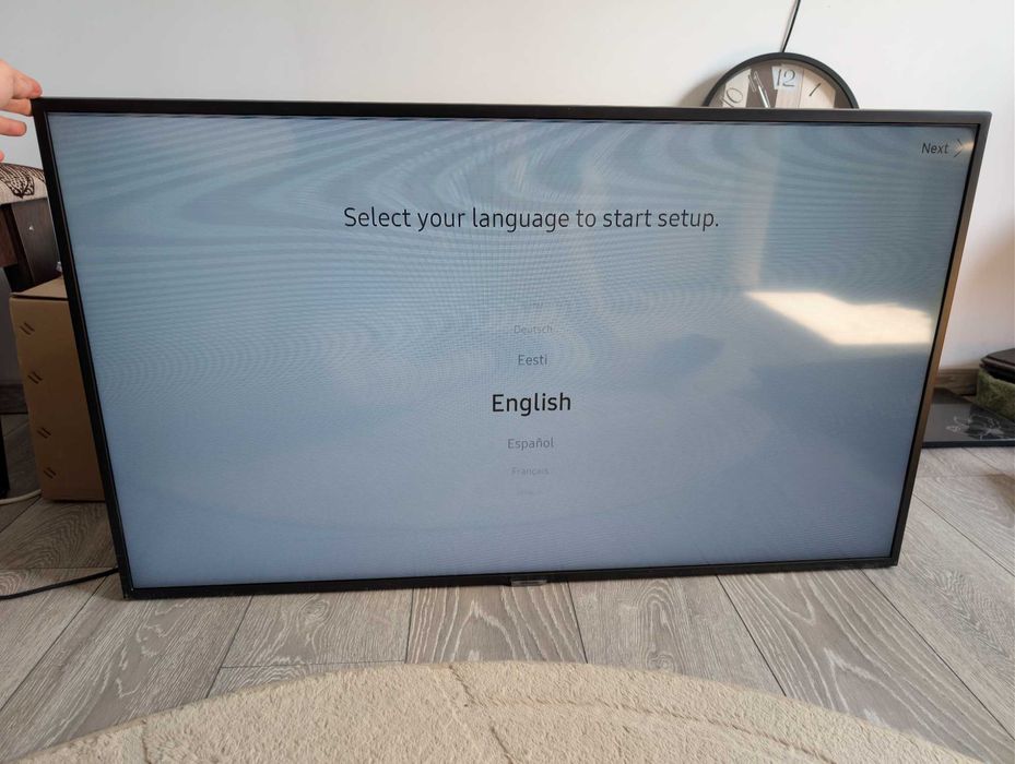 Dezmembrez / Piese TV Samsung 43" UE43RU7092 (Placă de bază, Sursă, Difuzoare, Benzi LED)