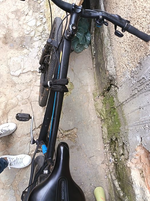 Vând biciclt  x-fact