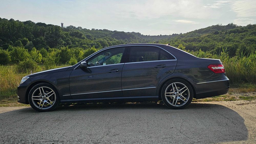 Mercedes-Benz E-class W212 E220