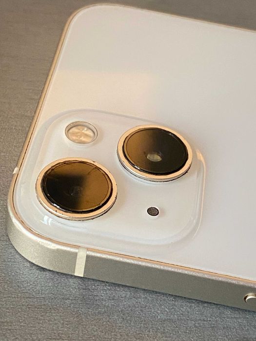 iPhone 13 -pentru piese /recarosare !