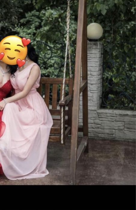 Бална рокля става и за други поводи…!