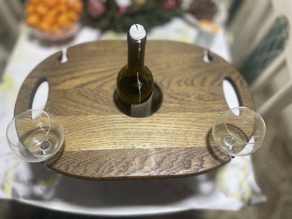 Столик для вина