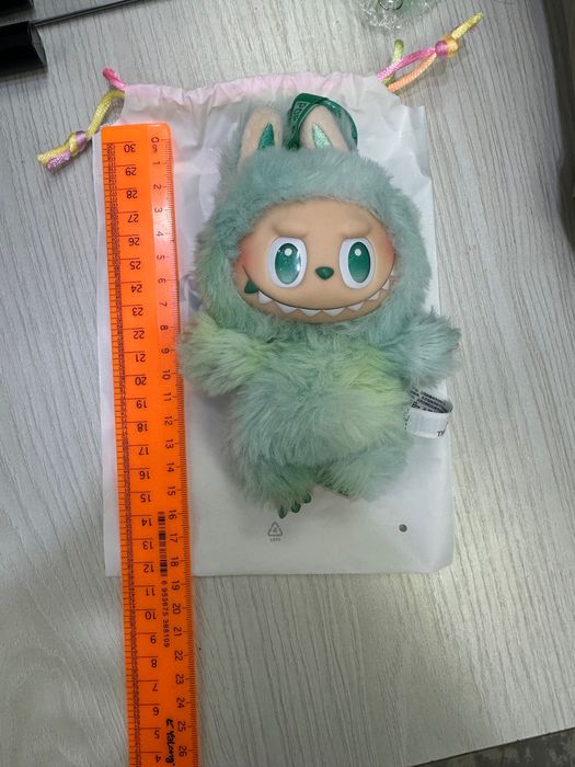 Игрушка лабубу оригинал