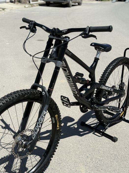 Велосипед за спускане Commencal Furious 27.5 M | БЕЗ БАРТЕРИ !