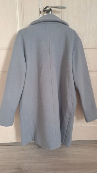 Красивый  голубой Пальто.