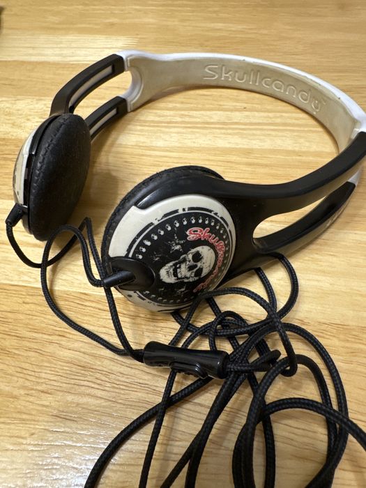 Наушники проводные