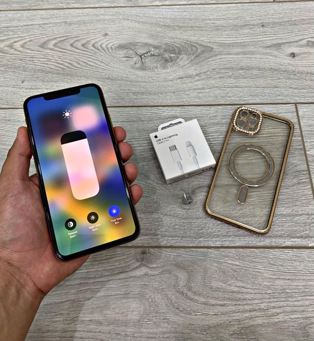 iPhone 11 PRO MAX(akb84%) в идеалее