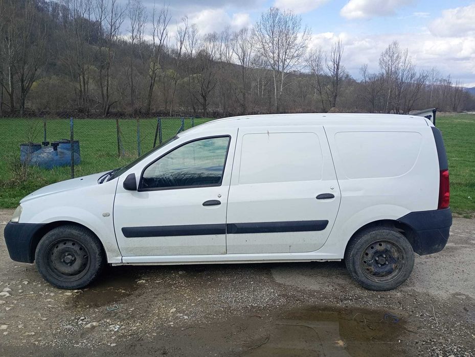 Logan Van de  vanzare