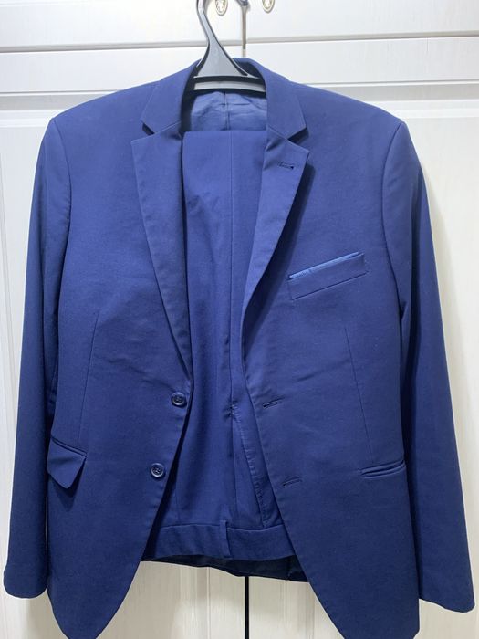 Продам костюмы  Семей