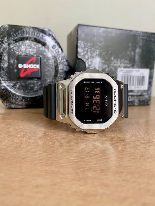 Часы Casio G-shock