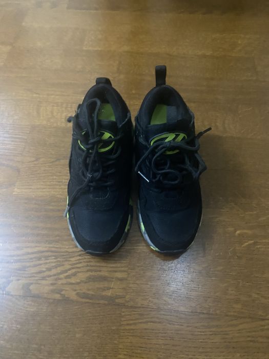 Продам кроссовки на колесах