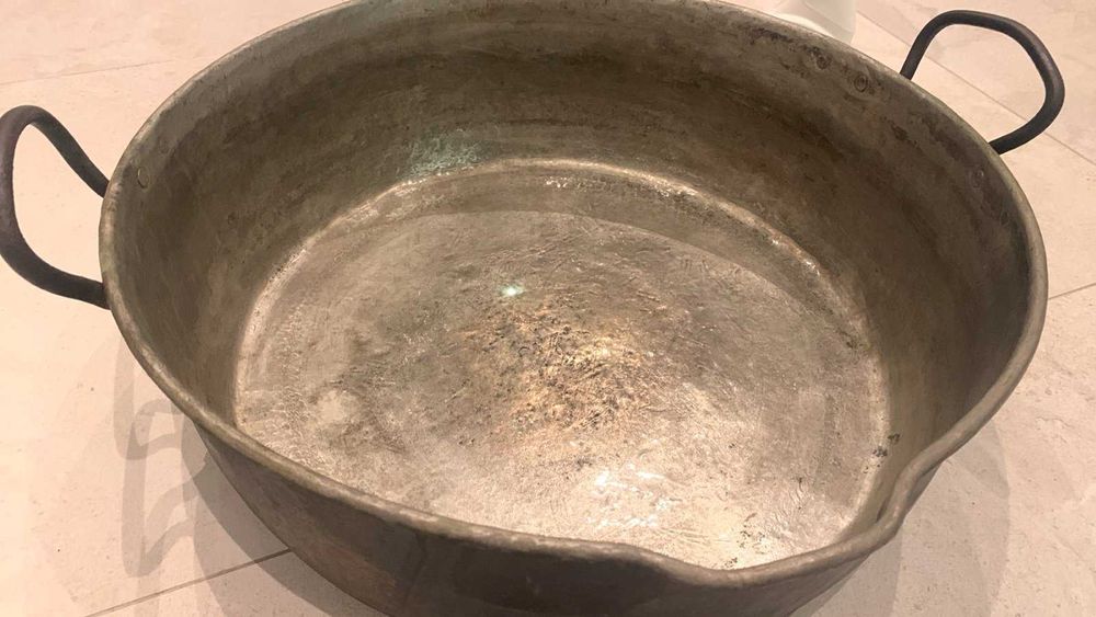 Стар меден съд  за готвене