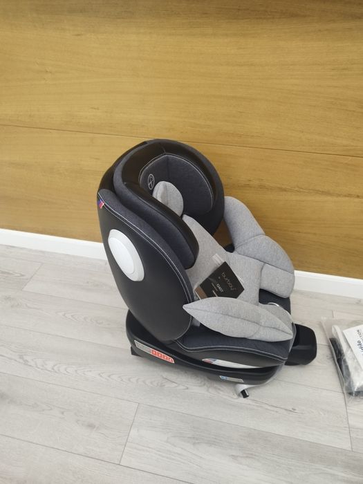 Детское автокресло, новое, неиспользованное