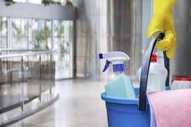 Oferim servicii profesionale de curatenie rezidential , casa , birouri , spatii comerciale , scari de bloc