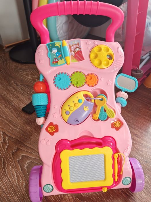 Проходилка Mini mouse  и Уокър